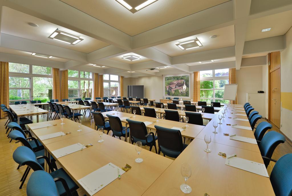 Tagungszentrum Schmerlenbach โฮสบาค ภายนอก รูปภาพ